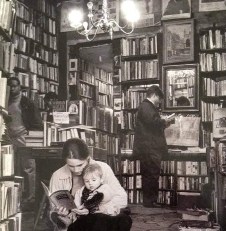 Comercial de Libros antiguos, incunables y de colección.