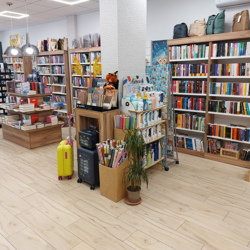 LIBRERIA PAPELERIA ROSA MARI 10