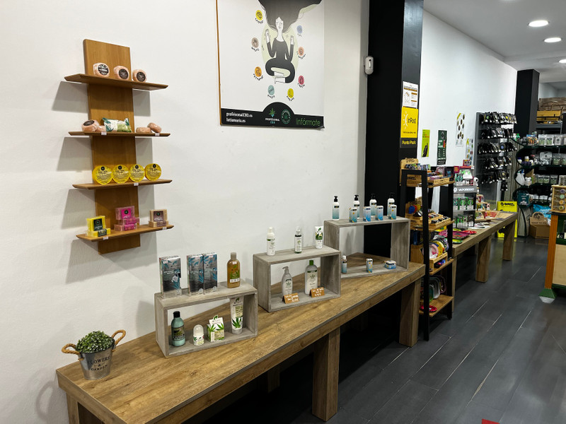 La Tía María CBD 9